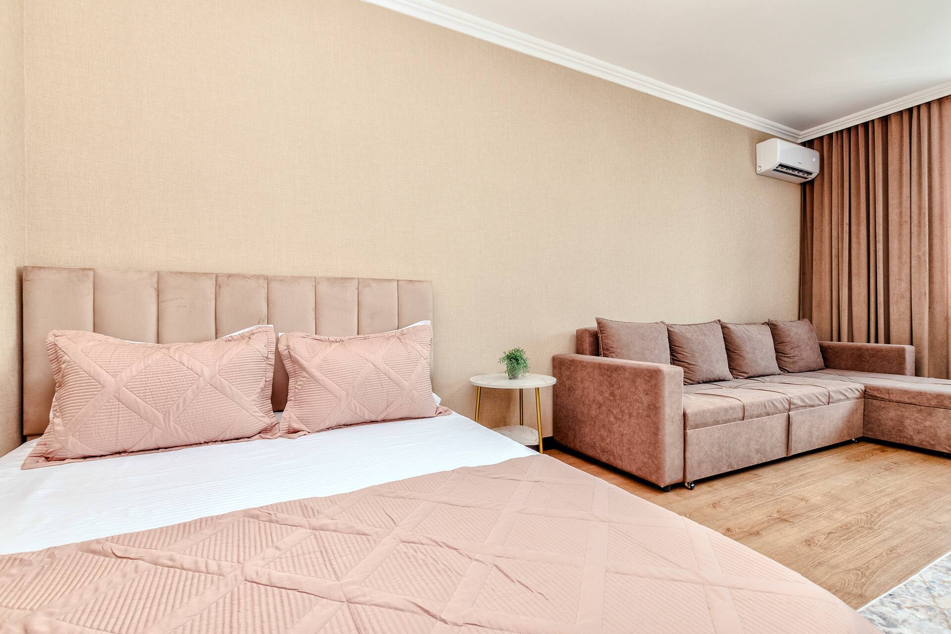 Imanbaevoi 2 — apartment in Astana
